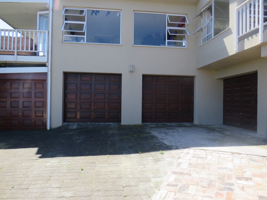 3 Bedroom Property for Sale in West Beach Eastern Cape